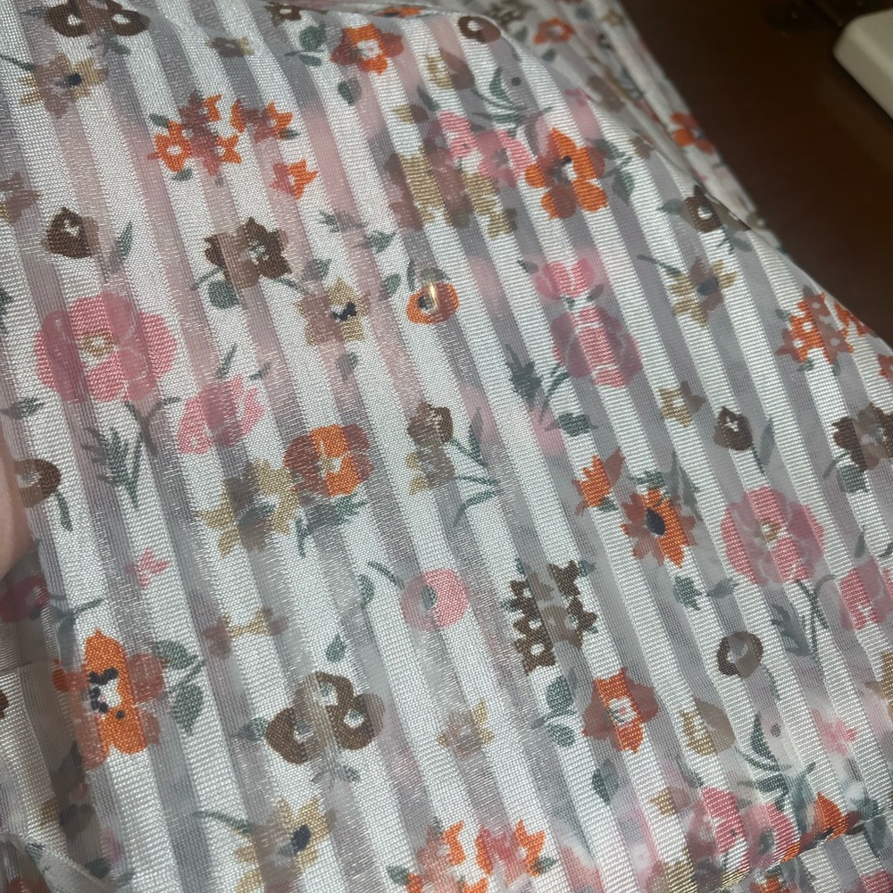 Vintage 1970’s Sheer Strip Polyester - 3-3/4 yds x 44” wide - Picture 3 of 4